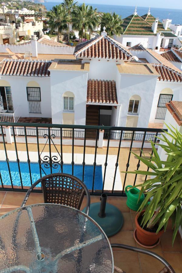 Playa Burriana, Tva Terasser, Havsutsikt, Pool 内尔哈 外观 照片